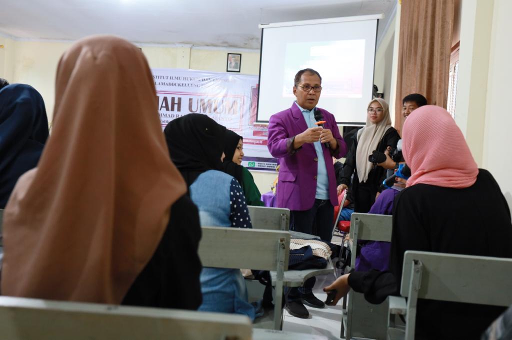 Danny Pomanto Bicara Kepemimpinan dengan Mahasiswa Institut Lamaddukelleng Wajo